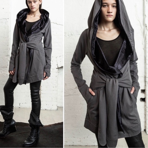 Nicholas K x Free People Sils Med Gray Black Velvet Hooded Wrap Cardigan Jacket - Picture 8 of 10